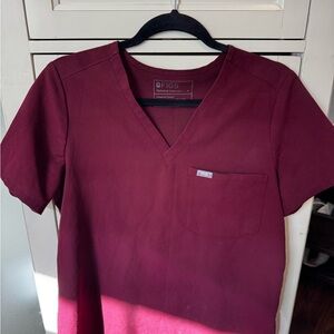 Figs Burgundy Caterina Top